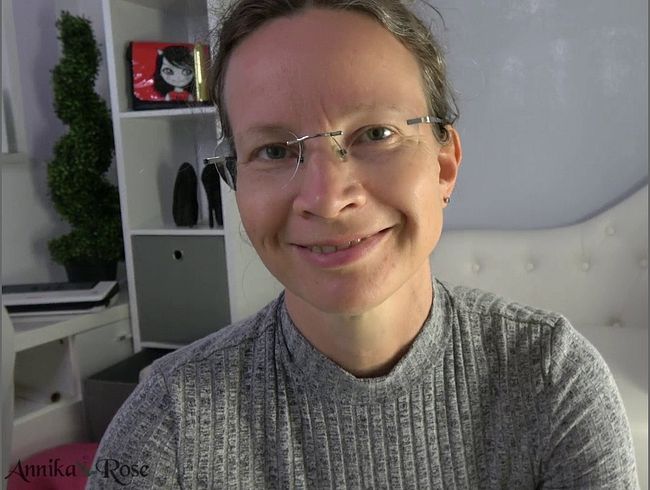 AnnikaRose Porno Video: Ich fi** dich mit meinem str*pOn!