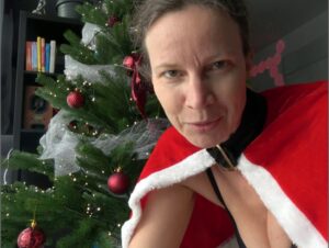 AnnikaRose Porno Video: Von der Weihnachtselfe in den...