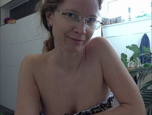 AnnikaRose Porno Video: Zuerst rasieren